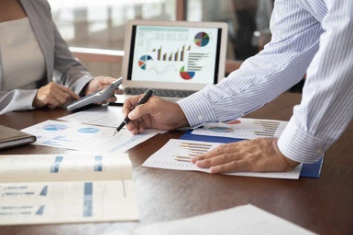 Founder's Accounting, Financial Analyst, Financial Analysis, Corporate Tax Planning, Financial Planning and Analysis, Financial Forecasting, Financial Strategy, Bookkeeping For Founders, Small Business Bookkeeping, Small Business Bookkeeper, Scaling Small Business, Exit Planning